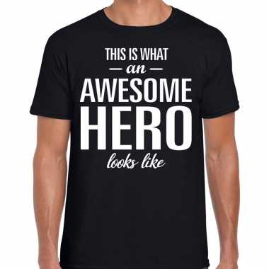 Awesome hero cadeau t shirt zwart heren